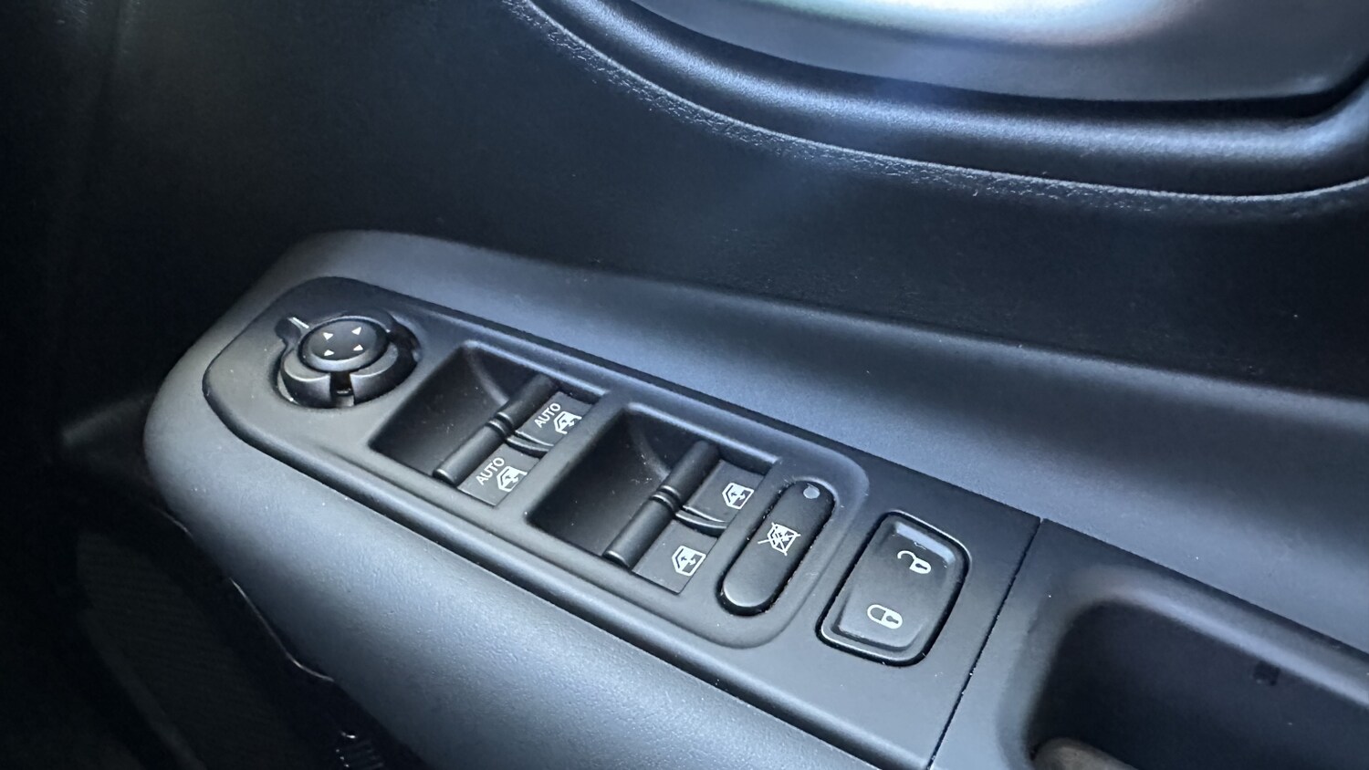 Used Jeep Renegade 2020 for sale - 76321942: Photo 19