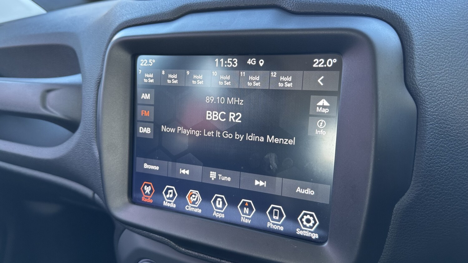 Used Jeep Renegade 2020 for sale - 76321942: Photo 20