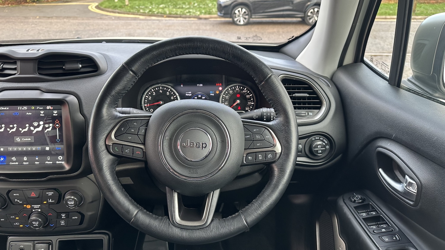 Used Jeep Renegade 2019 for sale - 76873977: Photo 24