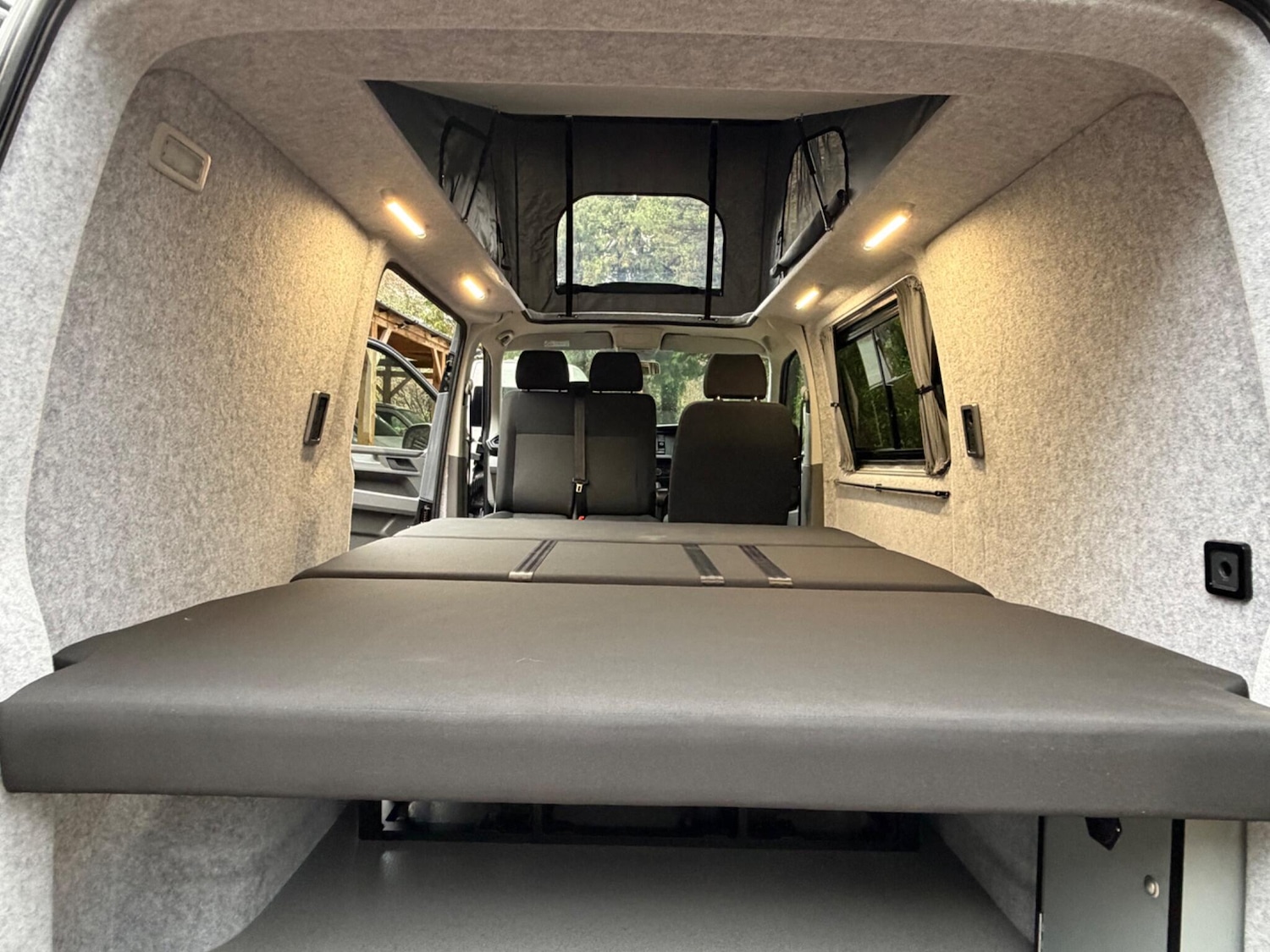 Used Volkswagen Transporter 2024 for sale - 77279468: Photo 25