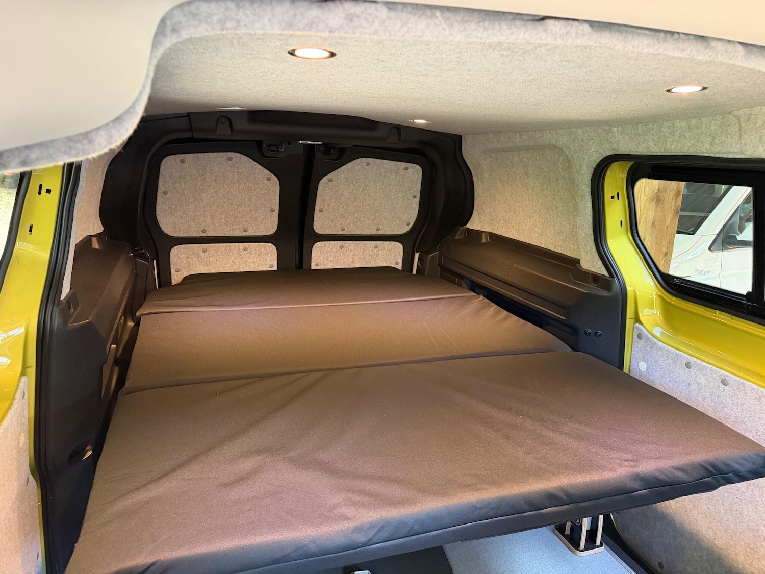 Used Volkswagen ID.Buzz 2023 for sale - 76778115: Photo 20