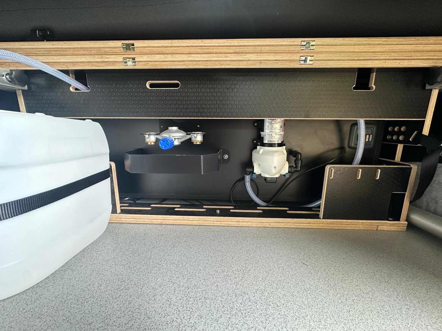 Used Volkswagen ID.Buzz 2023 for sale - 76778115: Photo 52