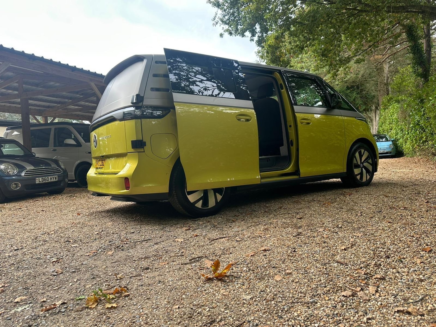 Used Volkswagen ID.Buzz 2023 for sale - 76778115: Photo 9