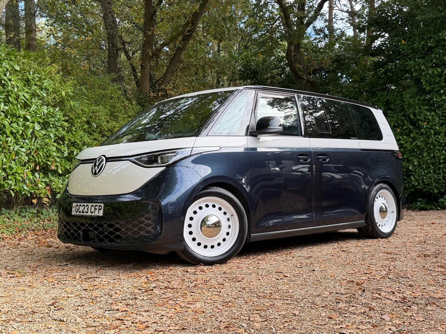 Used Volkswagen ID.Buzz 2023 for sale - 78038874: Photo 2