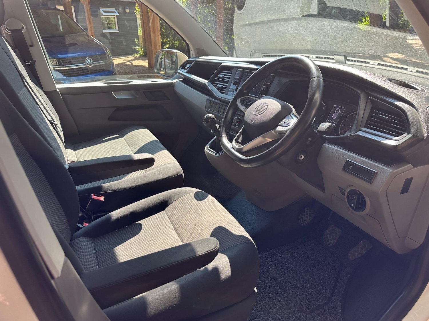 Used Volkswagen Campervan 2023 for sale - 76778118: Photo 6