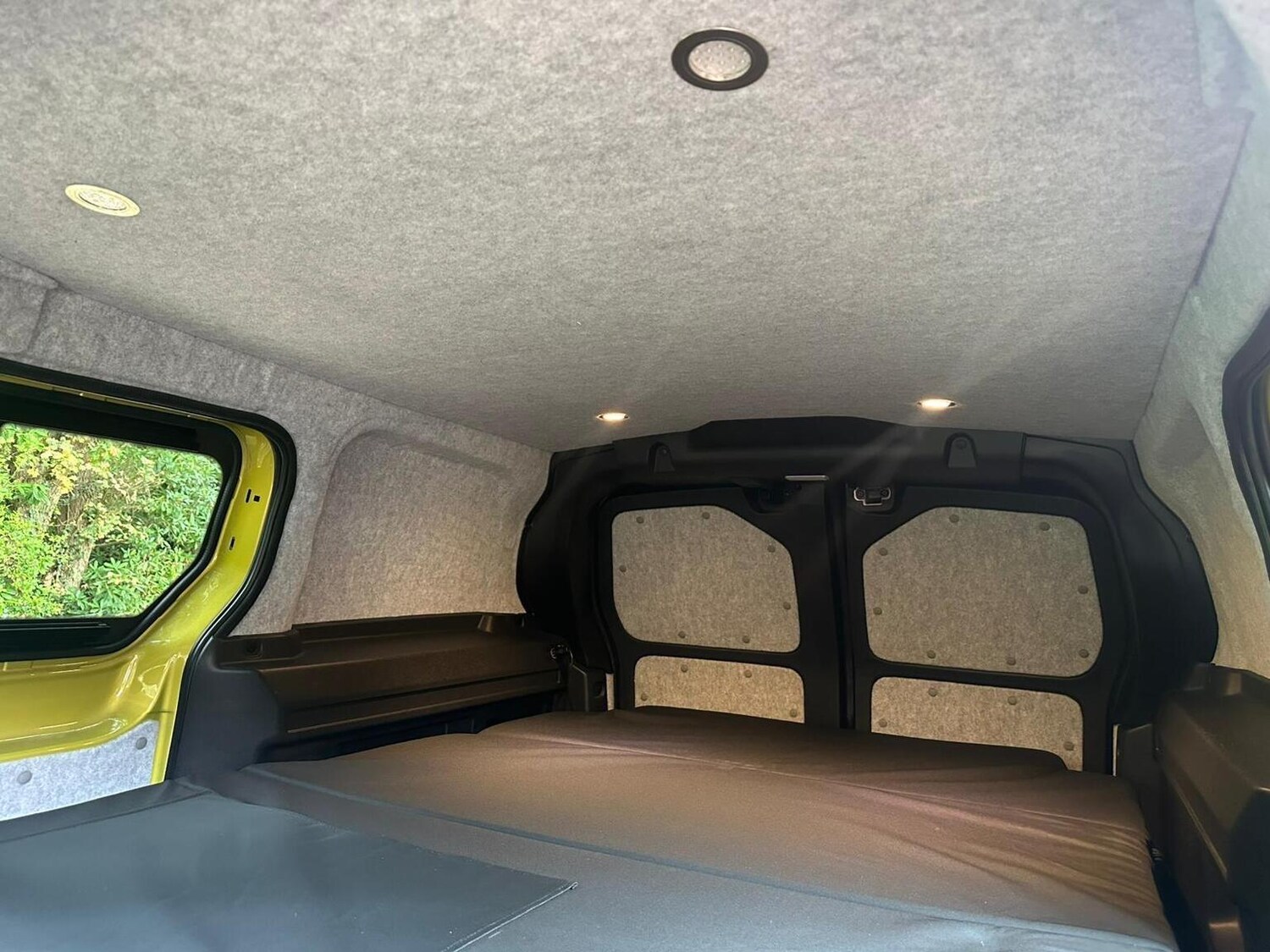 Used Volkswagen ID.Buzz 2023 for sale - 78038872: Photo 43