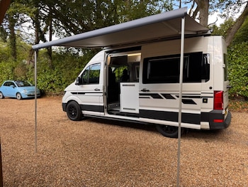 Used Volkswagen Crafter 2023 for sale - 78038871: Photo