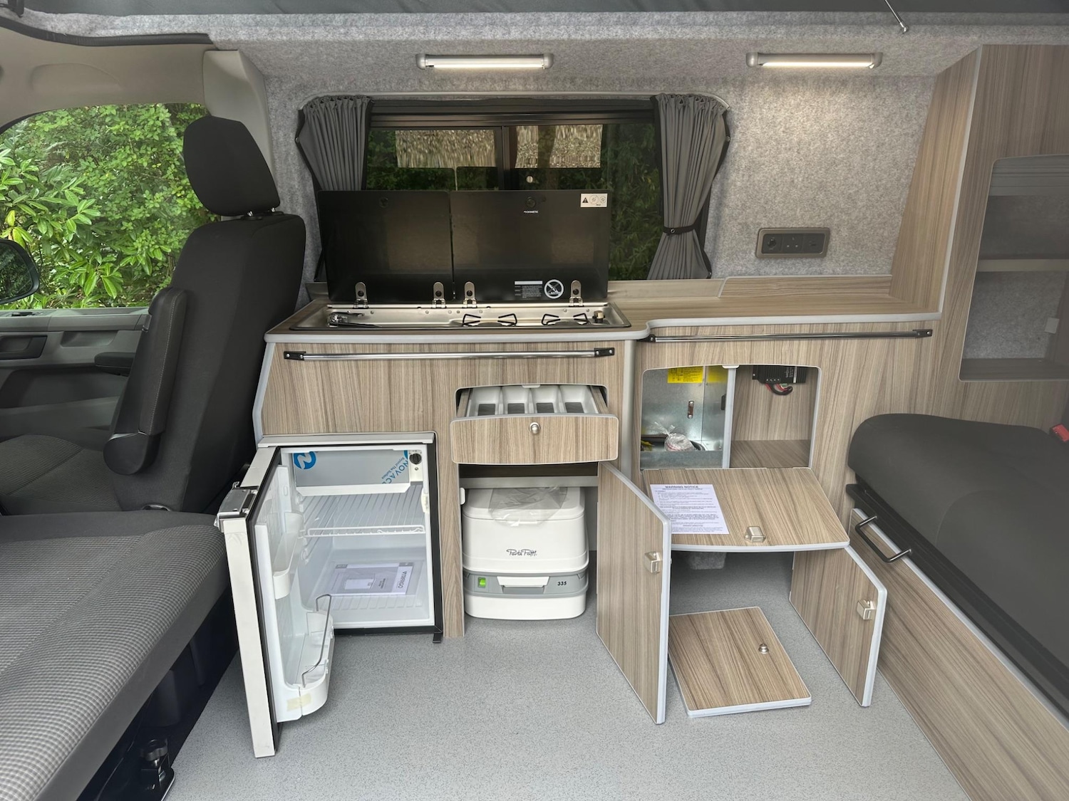 Used Volkswagen Campervan 2023 for sale - 76778116: Photo 12