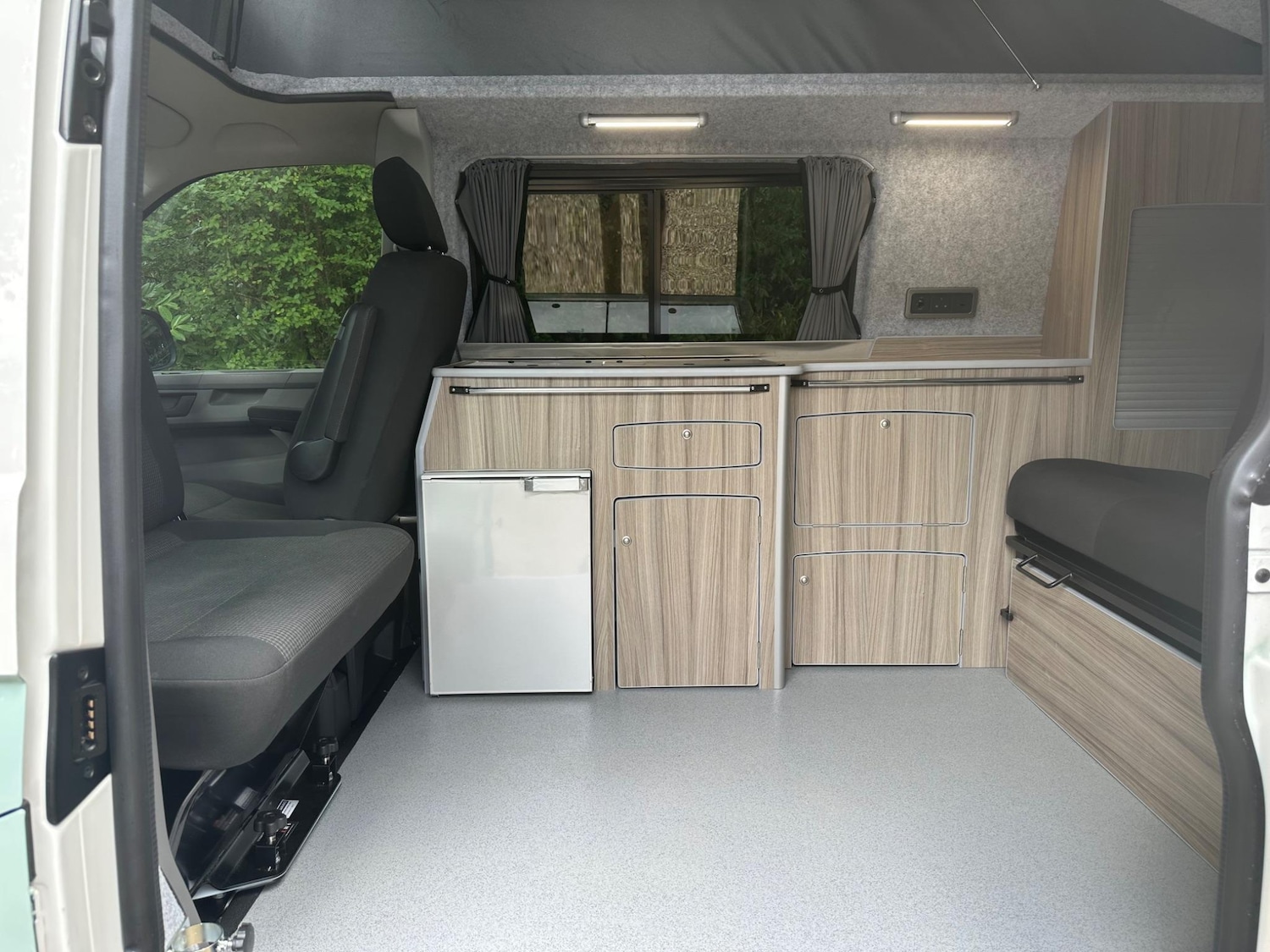 Used Volkswagen Campervan 2023 for sale - 76778116: Photo 9