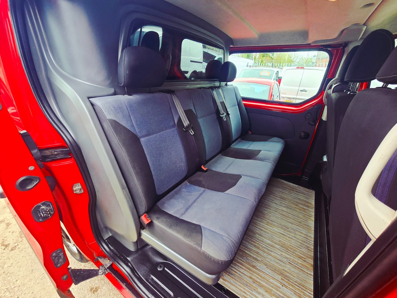 Used Vauxhall Vivaro 2015 for sale - 78202561: Photo 4