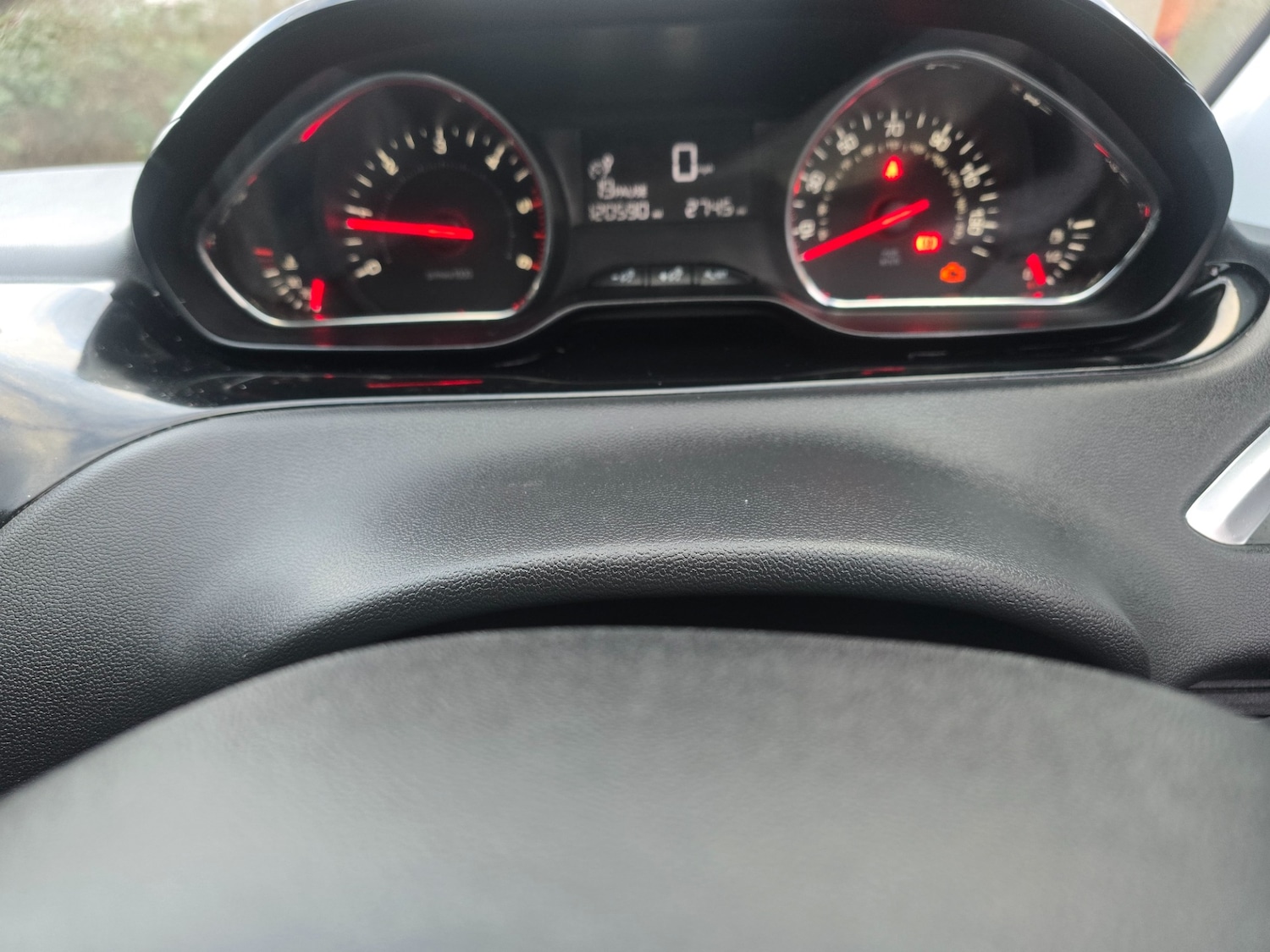 Used Peugeot 208 2013 for sale - 77672141: Photo 16