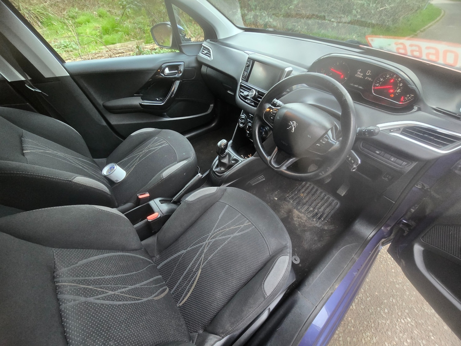 Used Peugeot 208 2013 for sale - 77672141: Photo 3