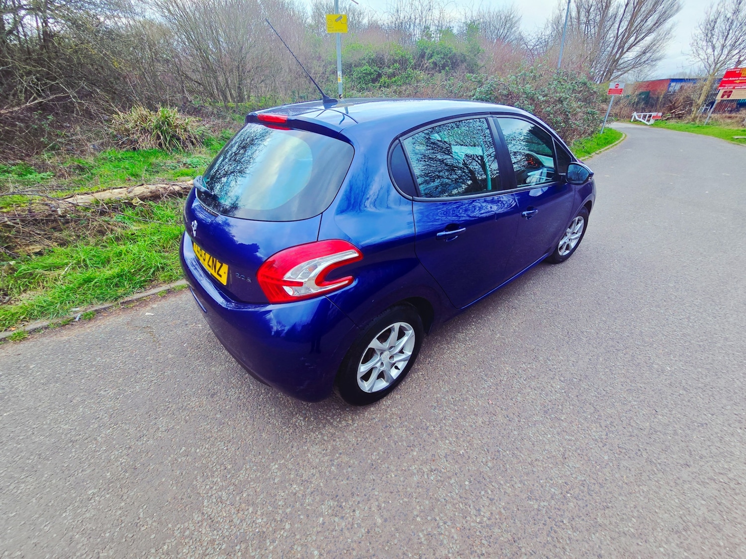 Used Peugeot 208 2013 for sale - 77672141: Photo 5