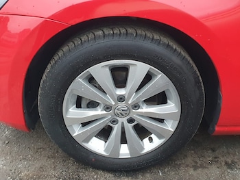 Used Volkswagen Golf 2013 for sale - 75756178: Photo