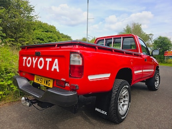 Used Toyota Hilux 2002 for sale - 76393499: Photo