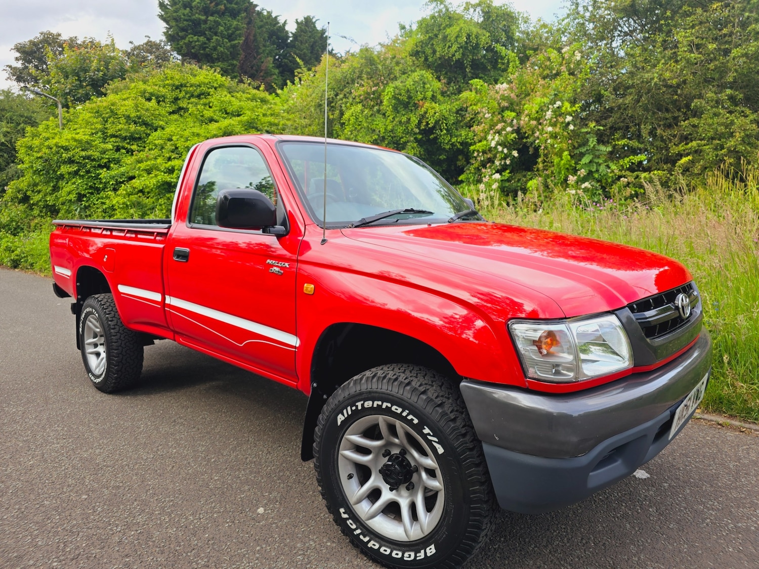 Used Toyota Hilux 2002 for sale - 76393499: Photo 5