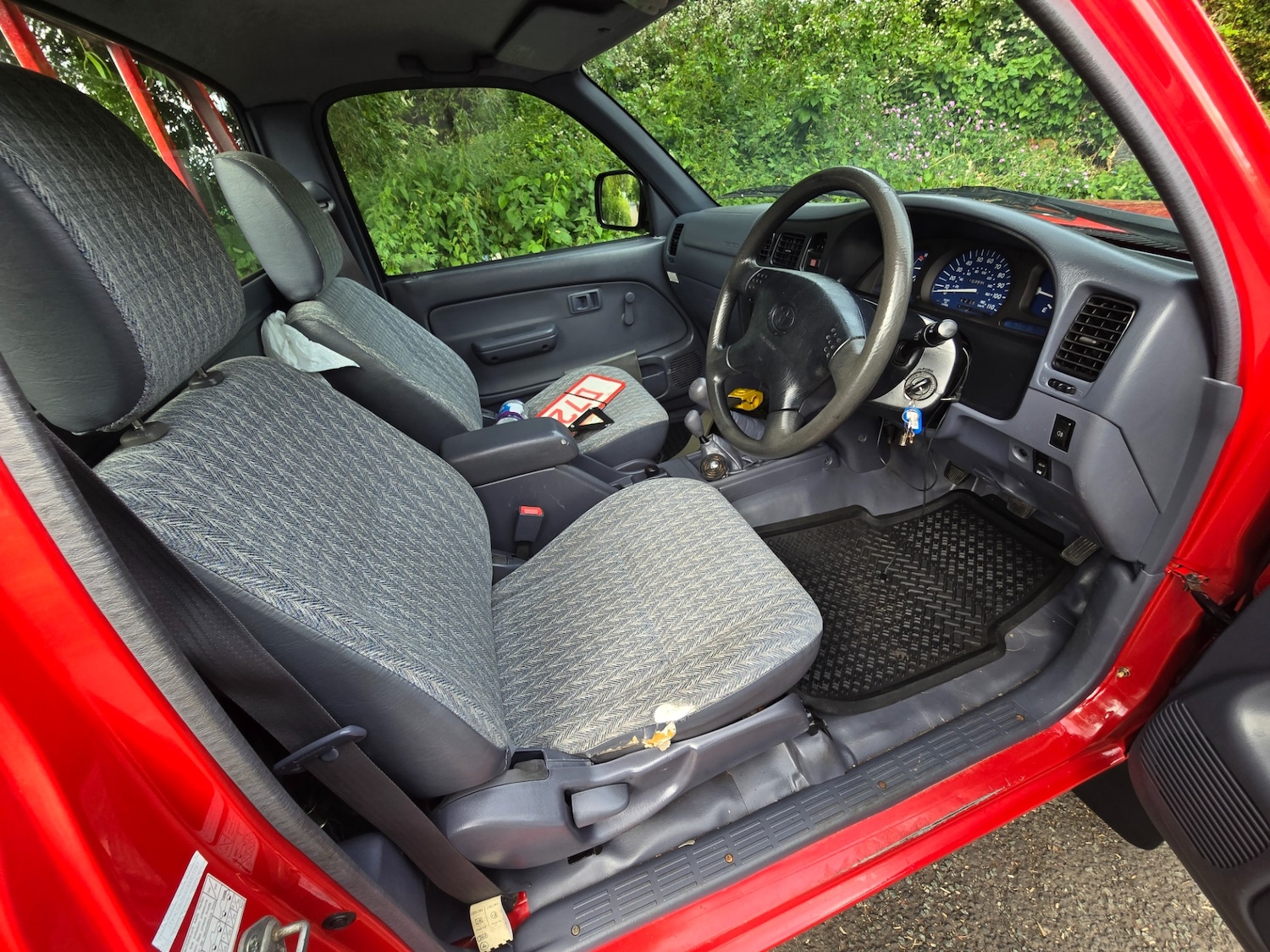 Used Toyota Hilux 2002 for sale - 76393499: Photo 6