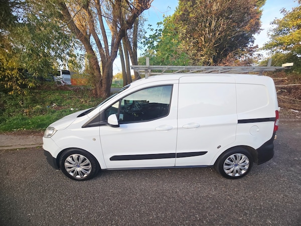 Used Ford Transit Courier 2015 for sale - 76193821: Photo 11