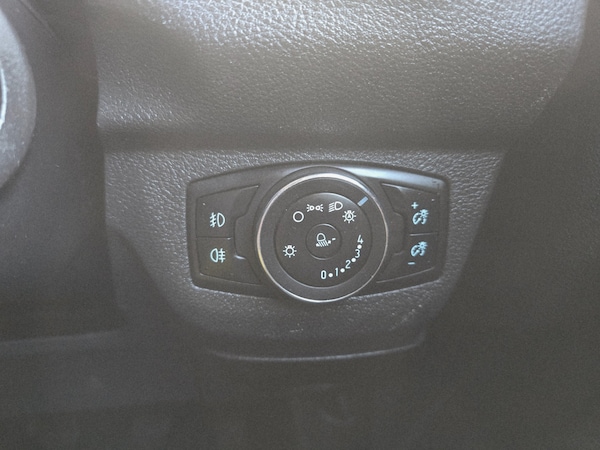 Used Ford Transit Courier 2015 for sale - 76193821: Photo 15