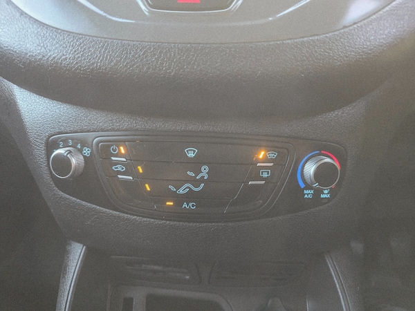 Used Ford Transit Courier 2015 for sale - 76193821: Photo 6