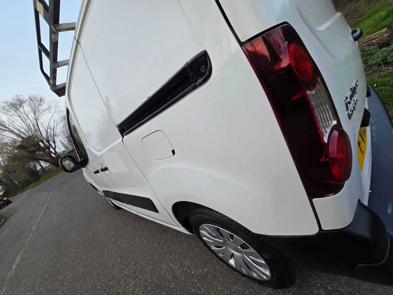 Used Citroen Berlingo 2013 for sale - 76927111: Photo 12