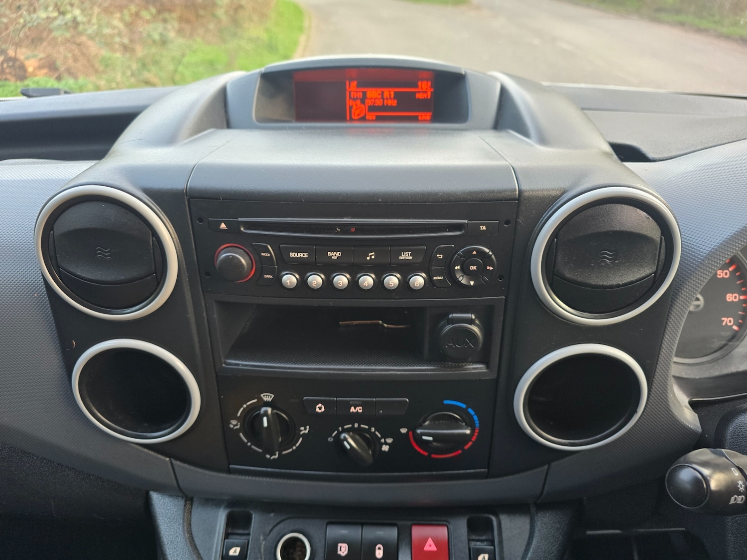 Used Citroen Berlingo 2013 for sale - 76927111: Photo 14