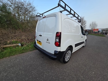 Used Citroen Berlingo 2013 for sale - 76927111: Photo