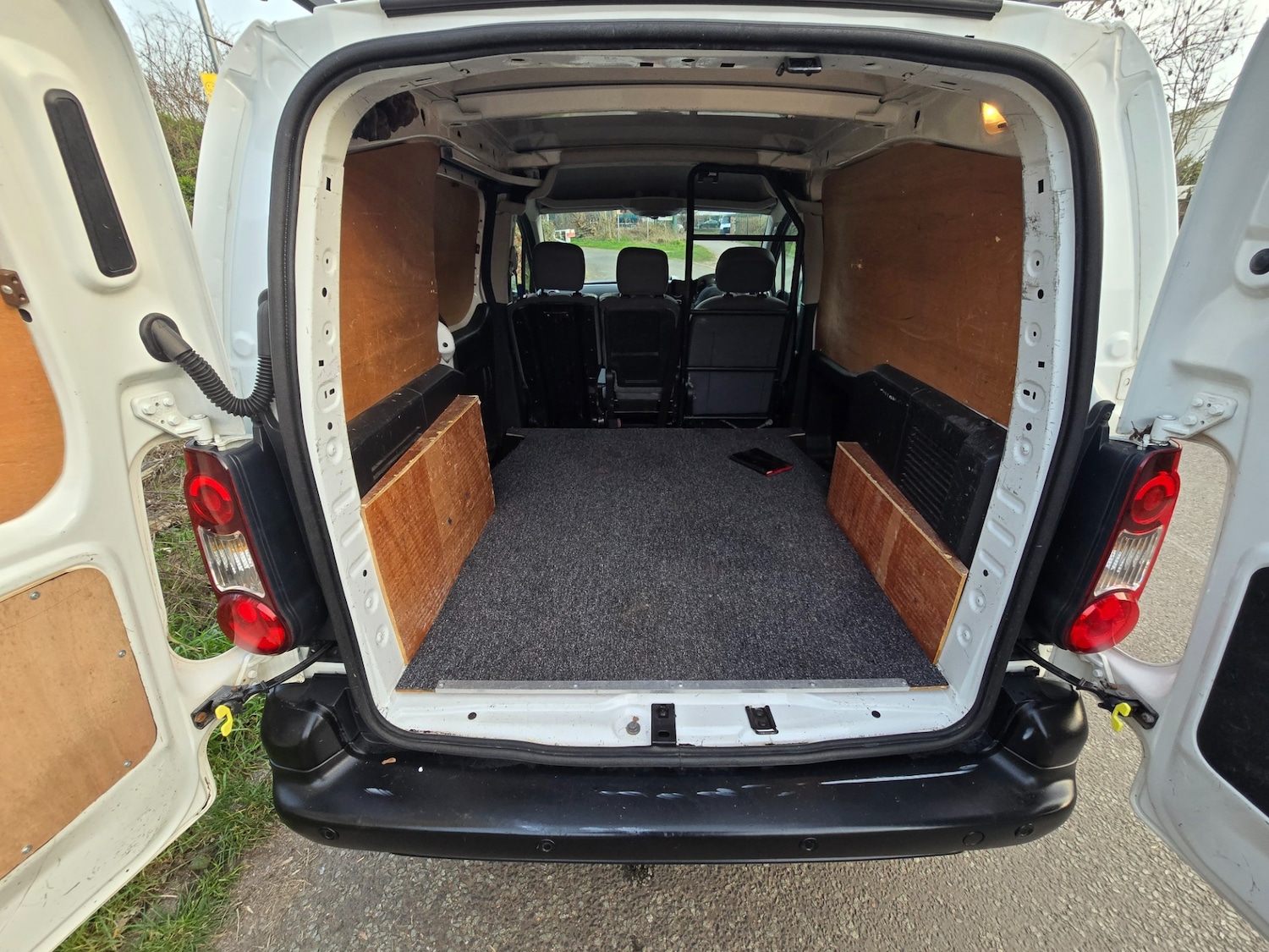 Used Citroen Berlingo 2013 for sale - 76927111: Photo 3