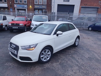 Used Audi A1 2011 for sale - 77042448: Photo