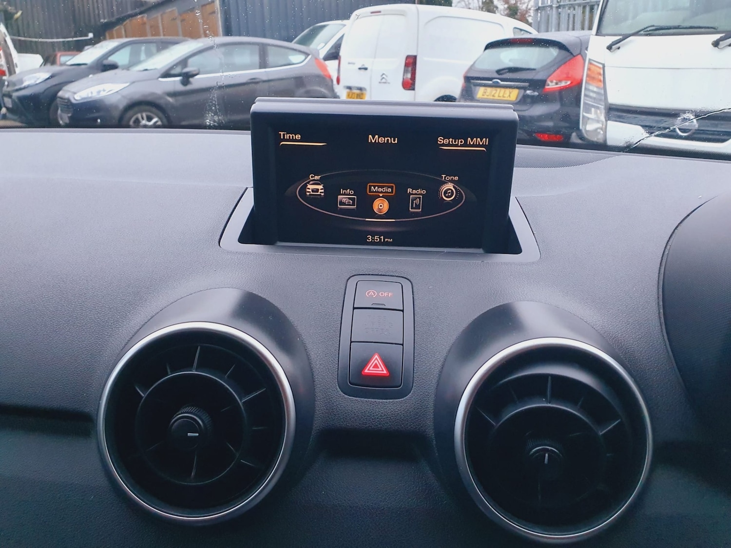 Used Audi A1 2011 for sale - 77042448: Photo 4