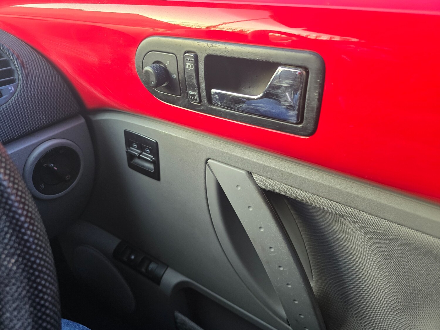 Used Volkswagen Beetle 2004 for sale - 78172774: Photo 17