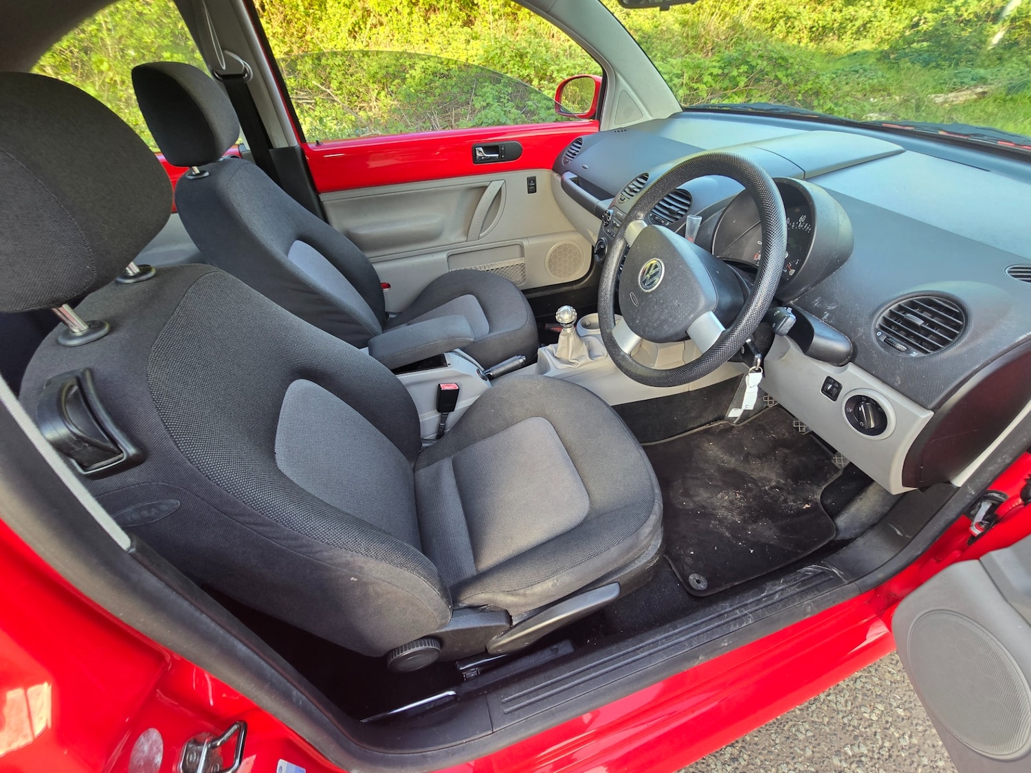 Used Volkswagen Beetle 2004 for sale - 78172774: Photo 6