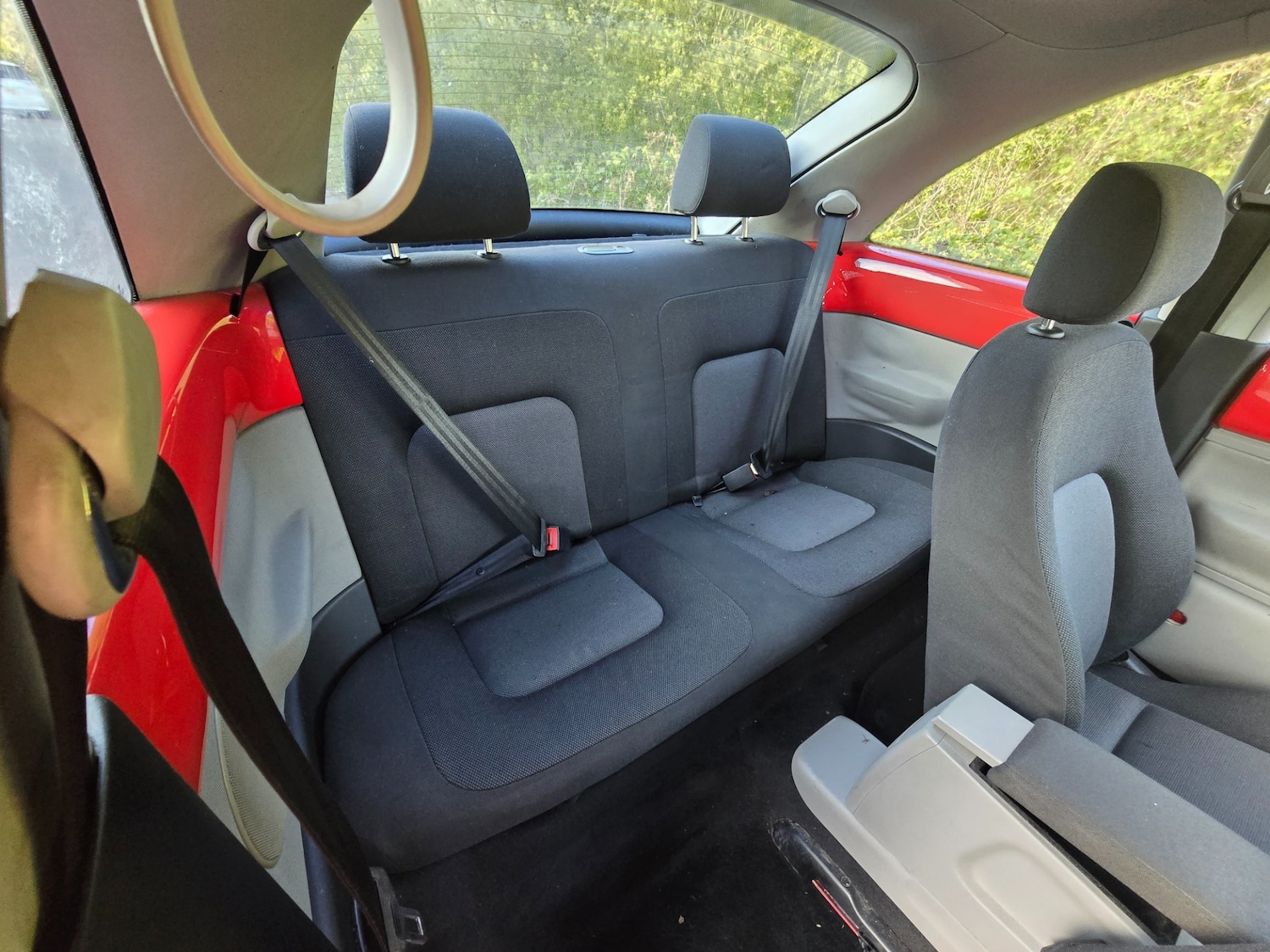 Used Volkswagen Beetle 2004 for sale - 78172774: Photo 8