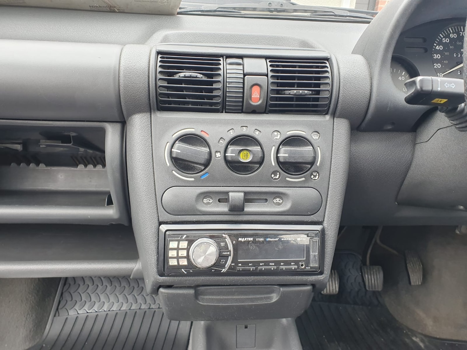 Used Vauxhall Corsa 1995 for sale - 78092912: Photo 15