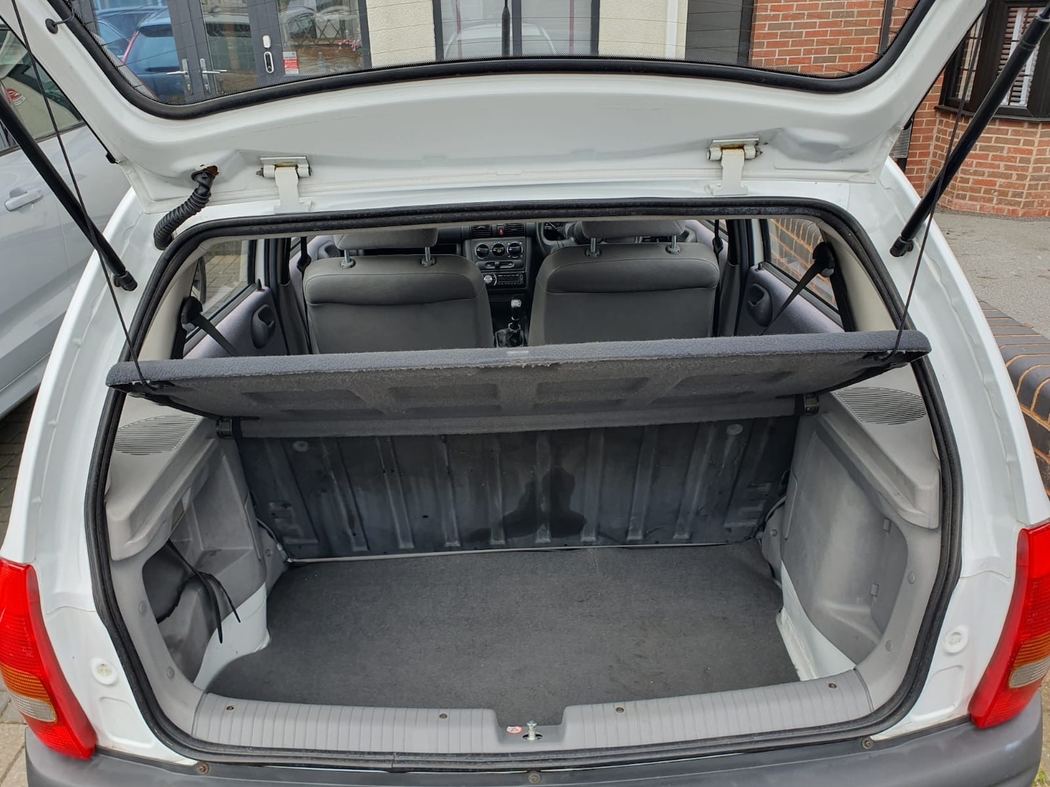 Used Vauxhall Corsa 1995 for sale - 78092912: Photo 3