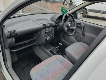 Used Vauxhall Corsa 1995 for sale - 78092912: Photo