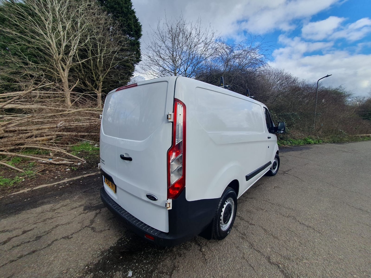 Used Ford Transit Custom 2015 for sale - 77706078: Photo 2