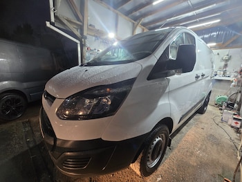 Ford - Transit Custom