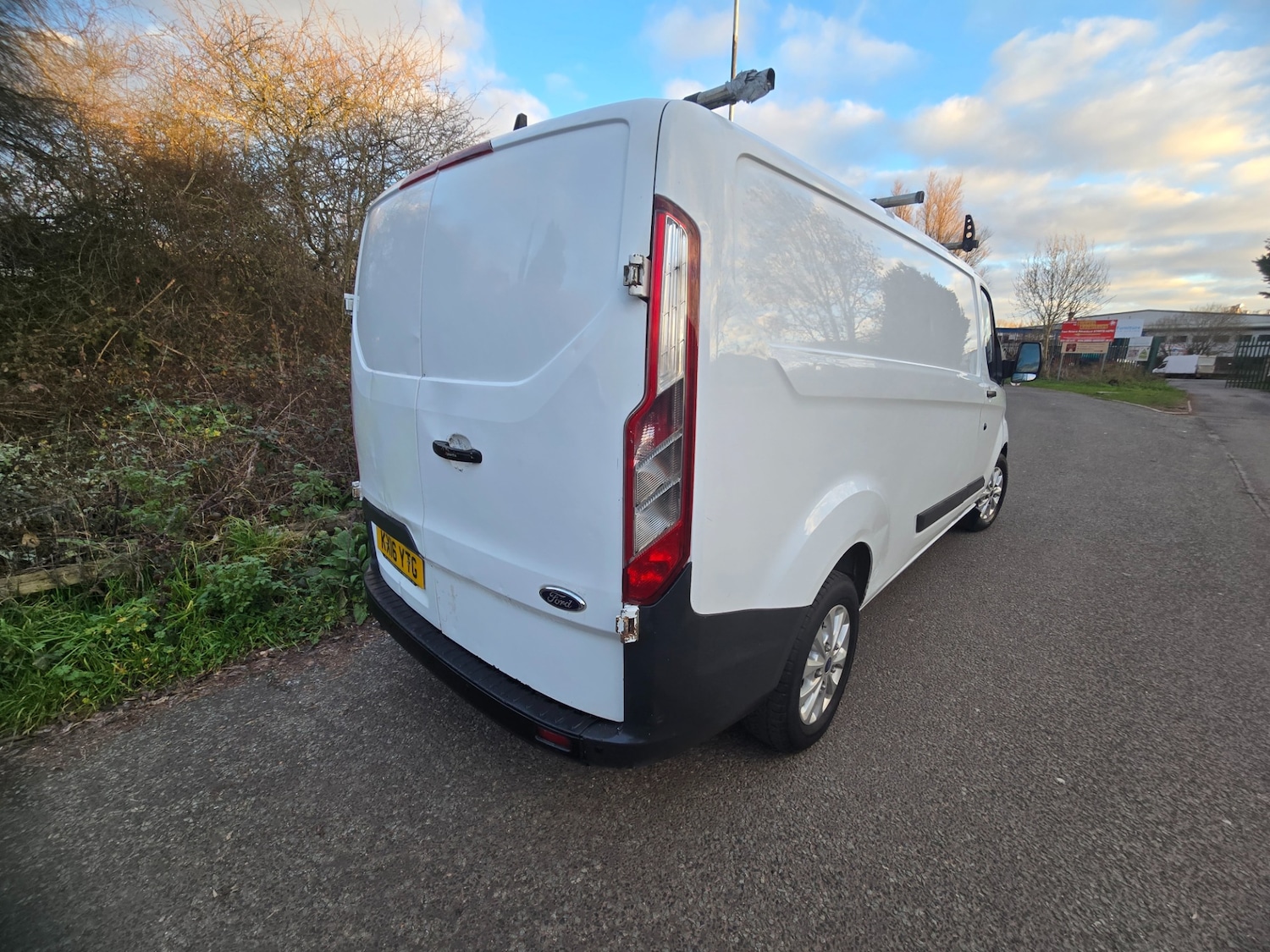 Used Ford Transit Custom 2016 for sale - 76542968: Photo 2