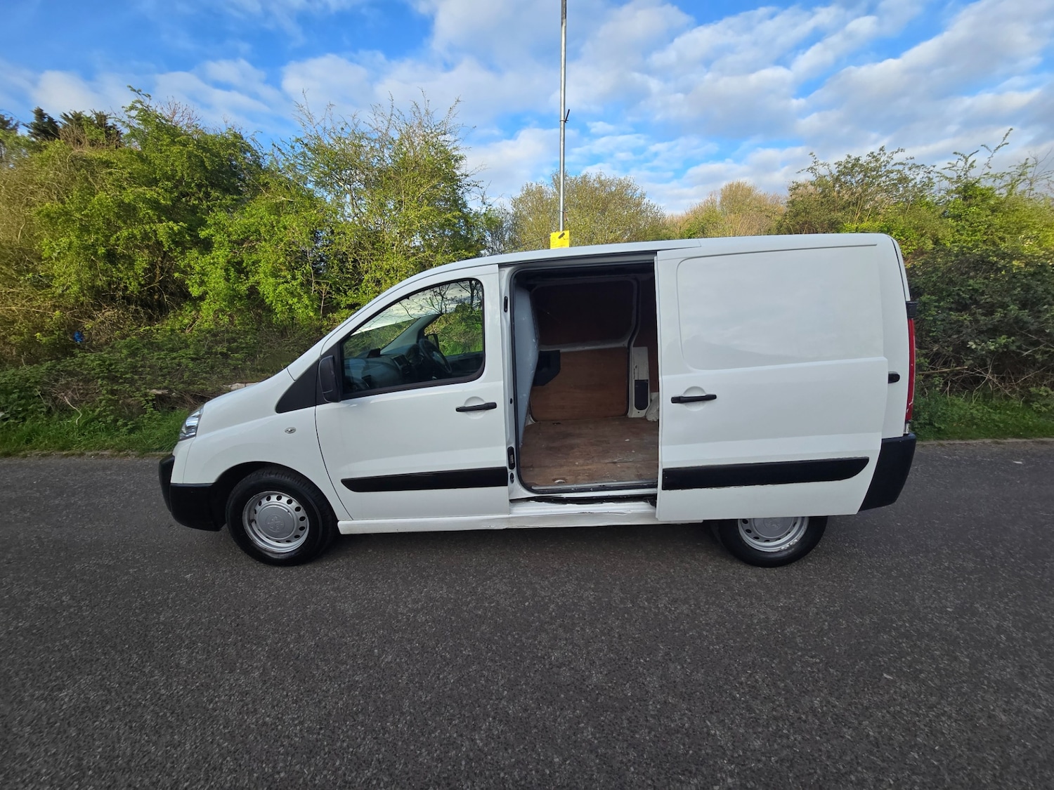 Used Peugeot Expert 2011 for sale - 78087742: Photo 17