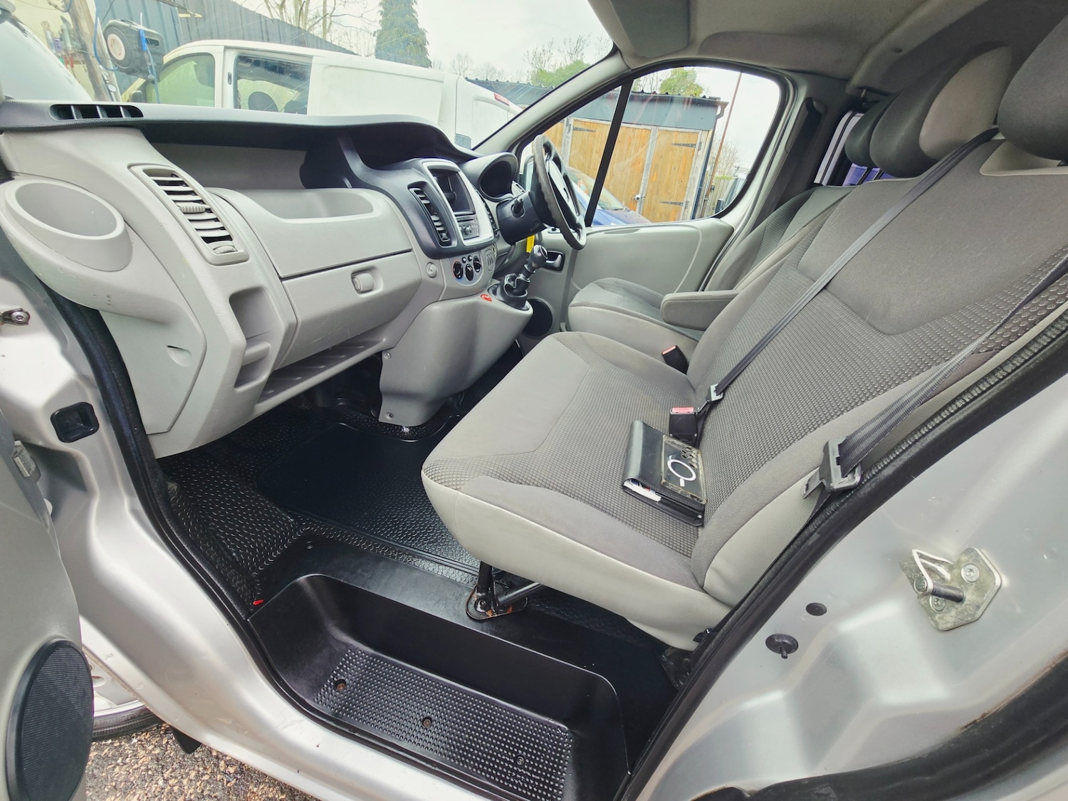 Used Vauxhall Vivaro 2011 for sale - 77994790: Photo 11