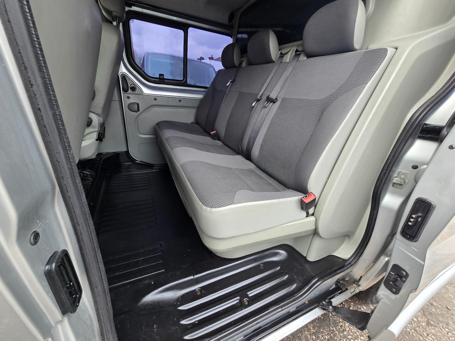 Used Vauxhall Vivaro 2011 for sale - 77994790: Photo 4