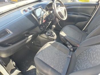 Used Vauxhall Combo 2016 for sale - 78470827: Photo