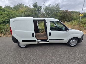 Used Vauxhall Combo 2015 for sale - 79475888: Photo
