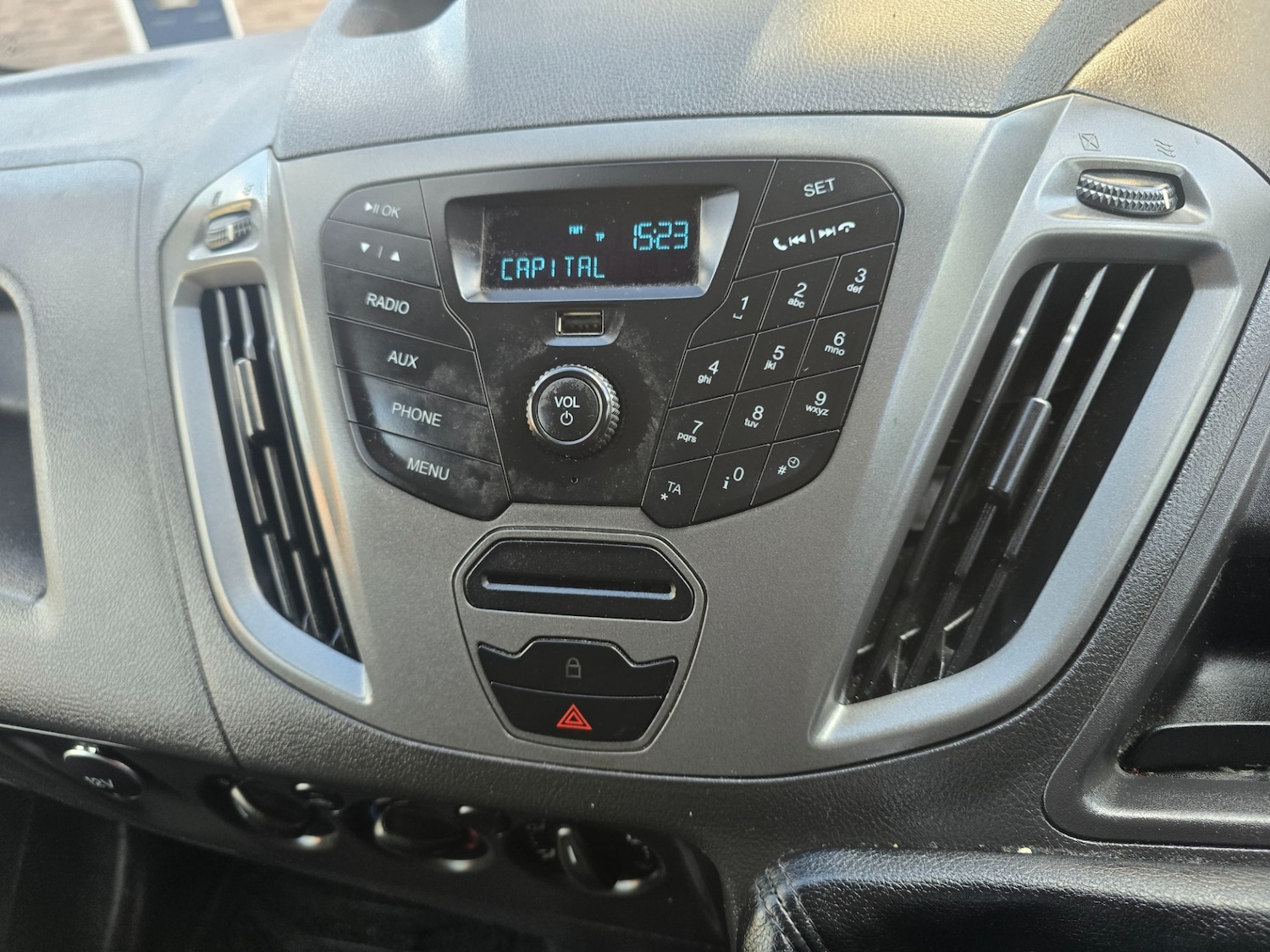 Used Ford Transit Custom 2014 for sale - 77840507: Photo 15