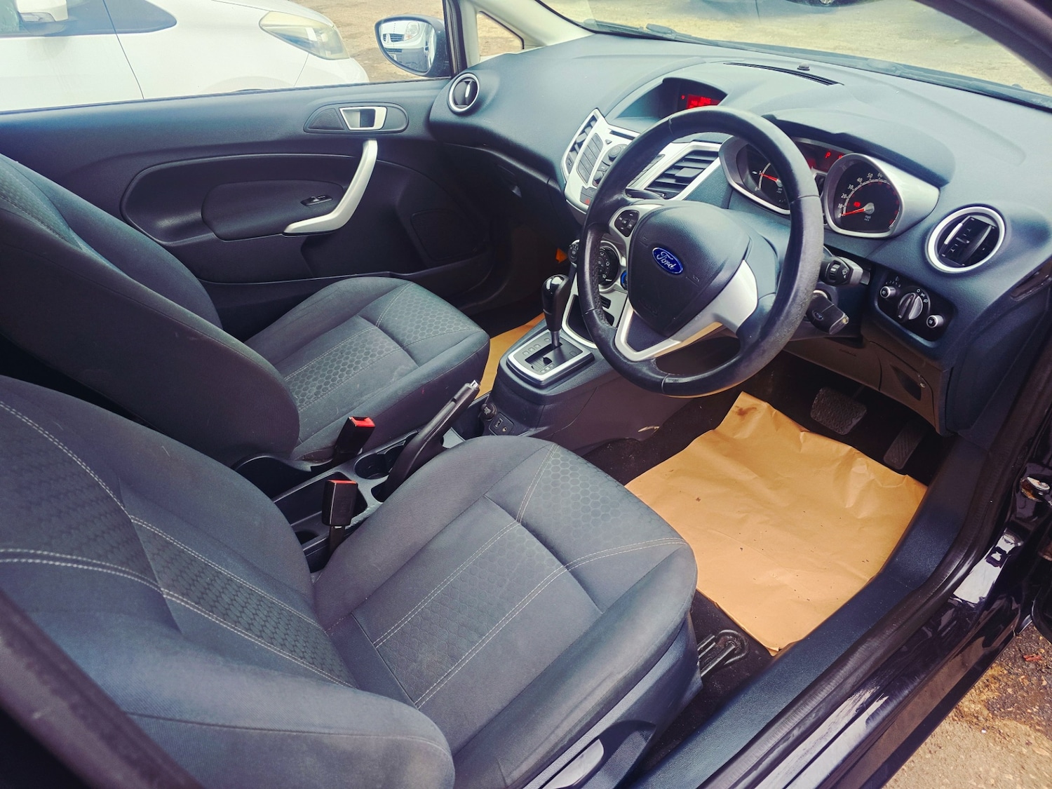 Used Ford Fiesta 2012 for sale - 77840539: Photo 5