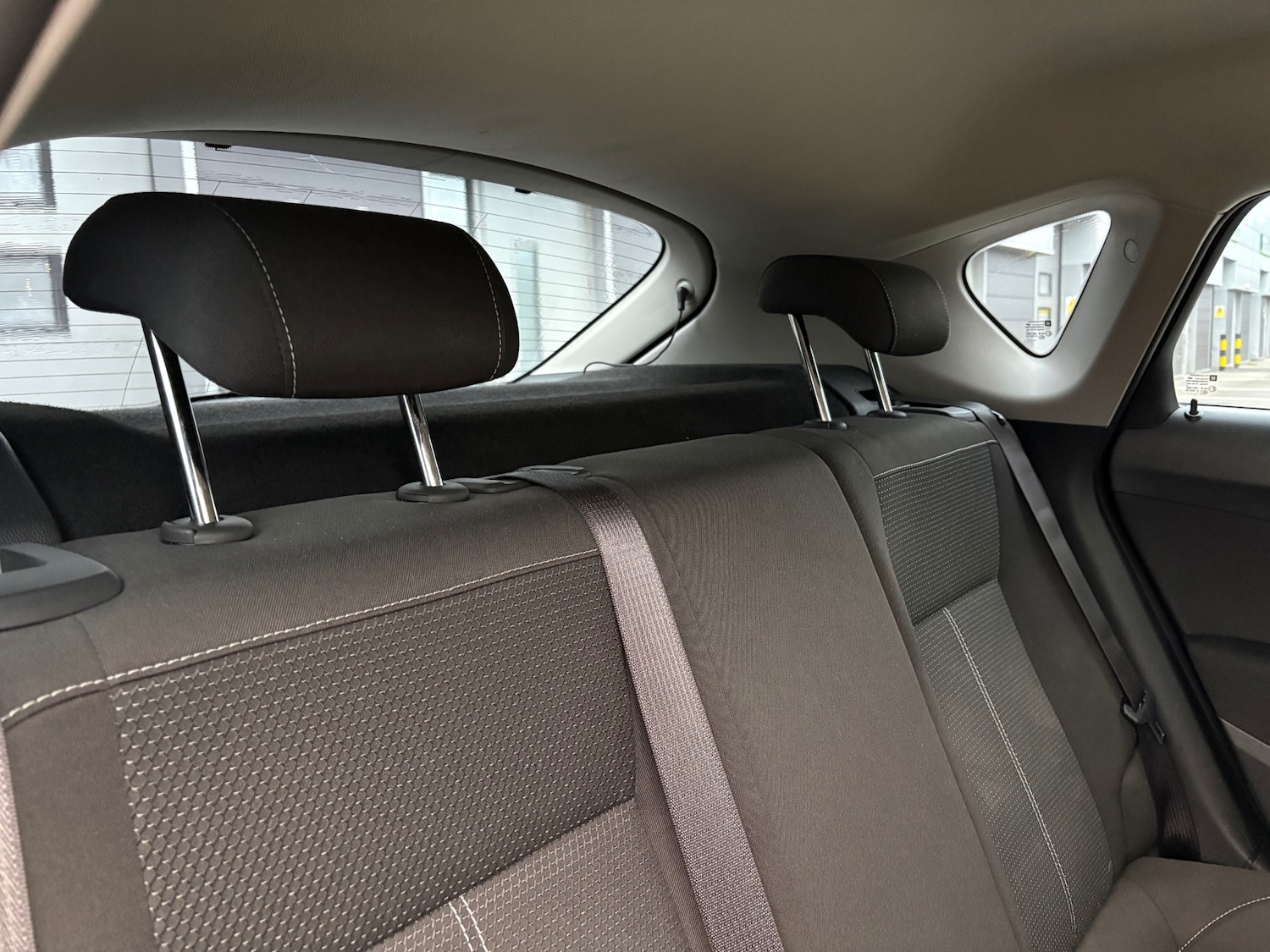 Used Vauxhall Astra 2011 for sale - 78032569: Photo 64