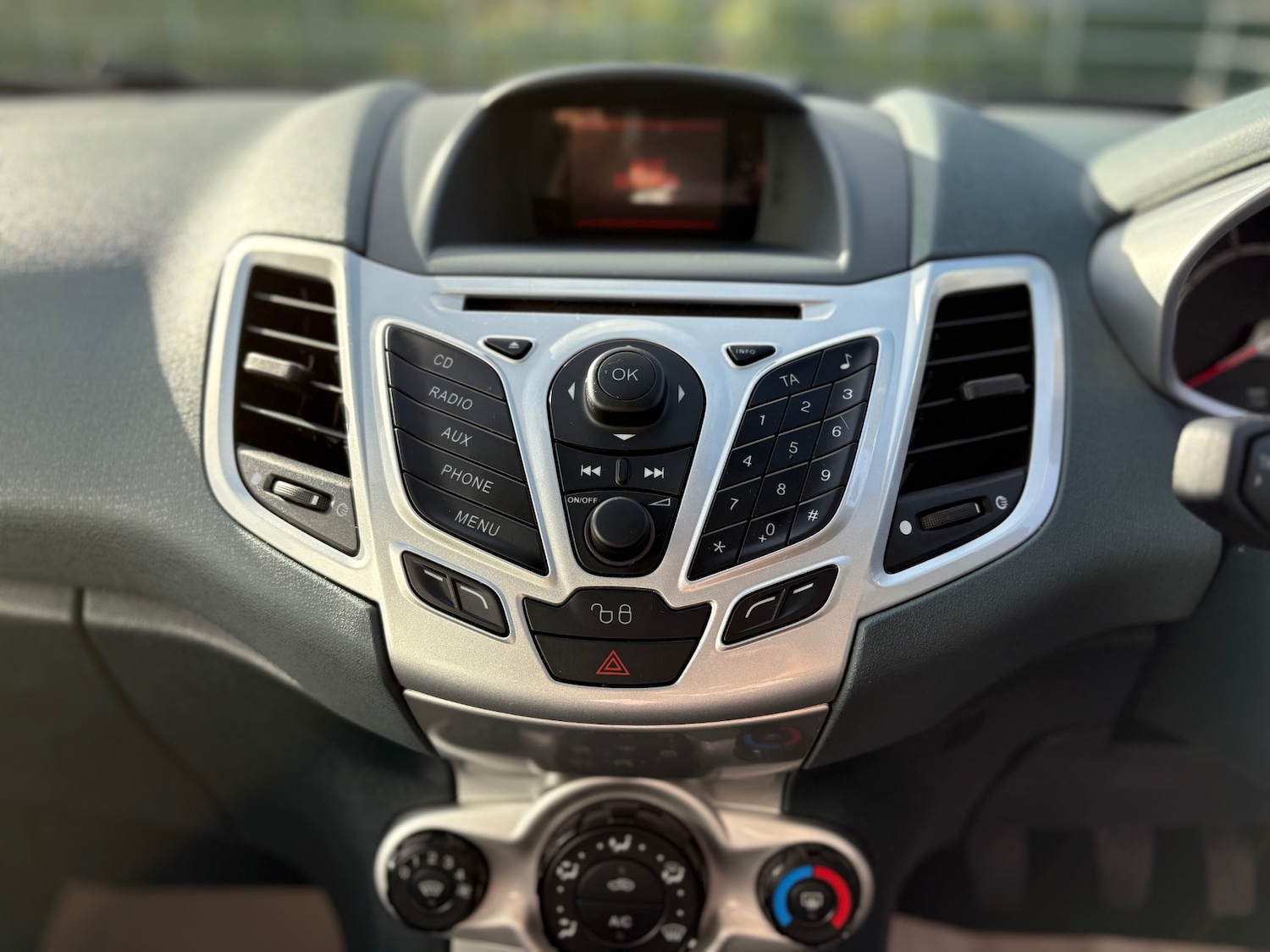 Used Ford Fiesta 2009 for sale - 77213649: Photo 48