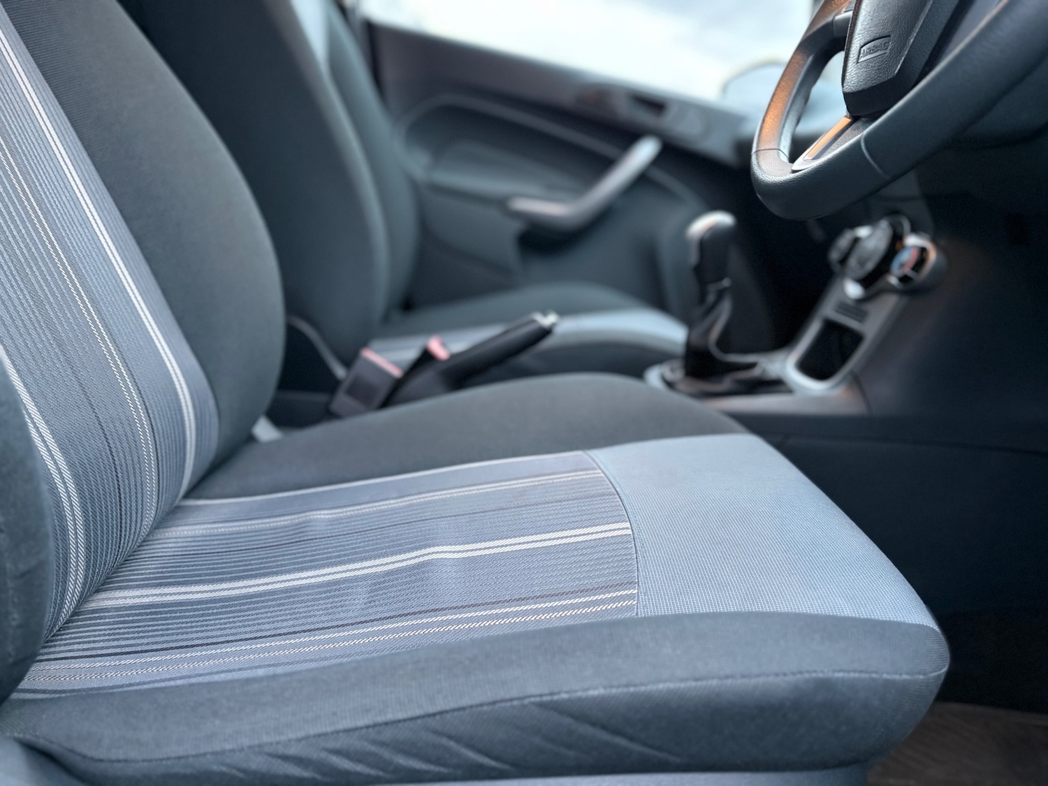 Used Ford Fiesta 2009 for sale - 77501234: Photo 58