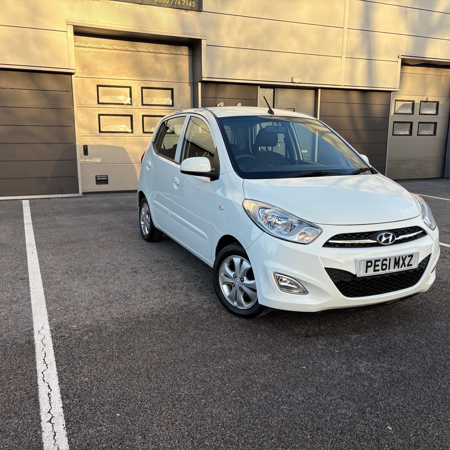 Used Hyundai i10 2011 for sale - 77207718: Photo 2